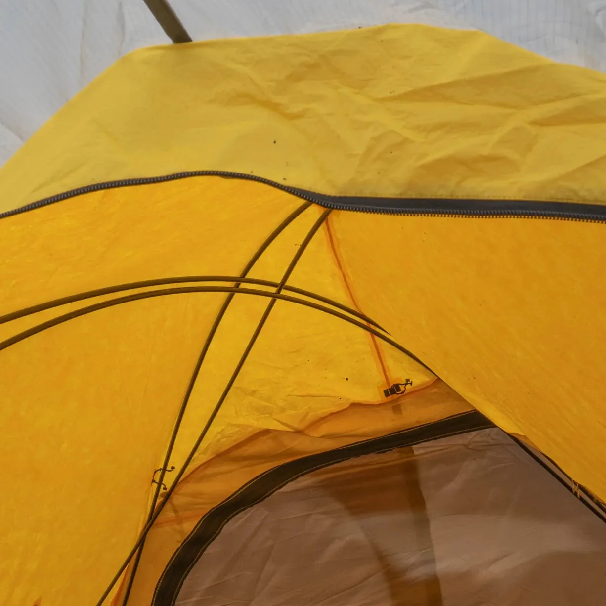 Black Diamond Bombshelter Tent: 4 person 4 Season